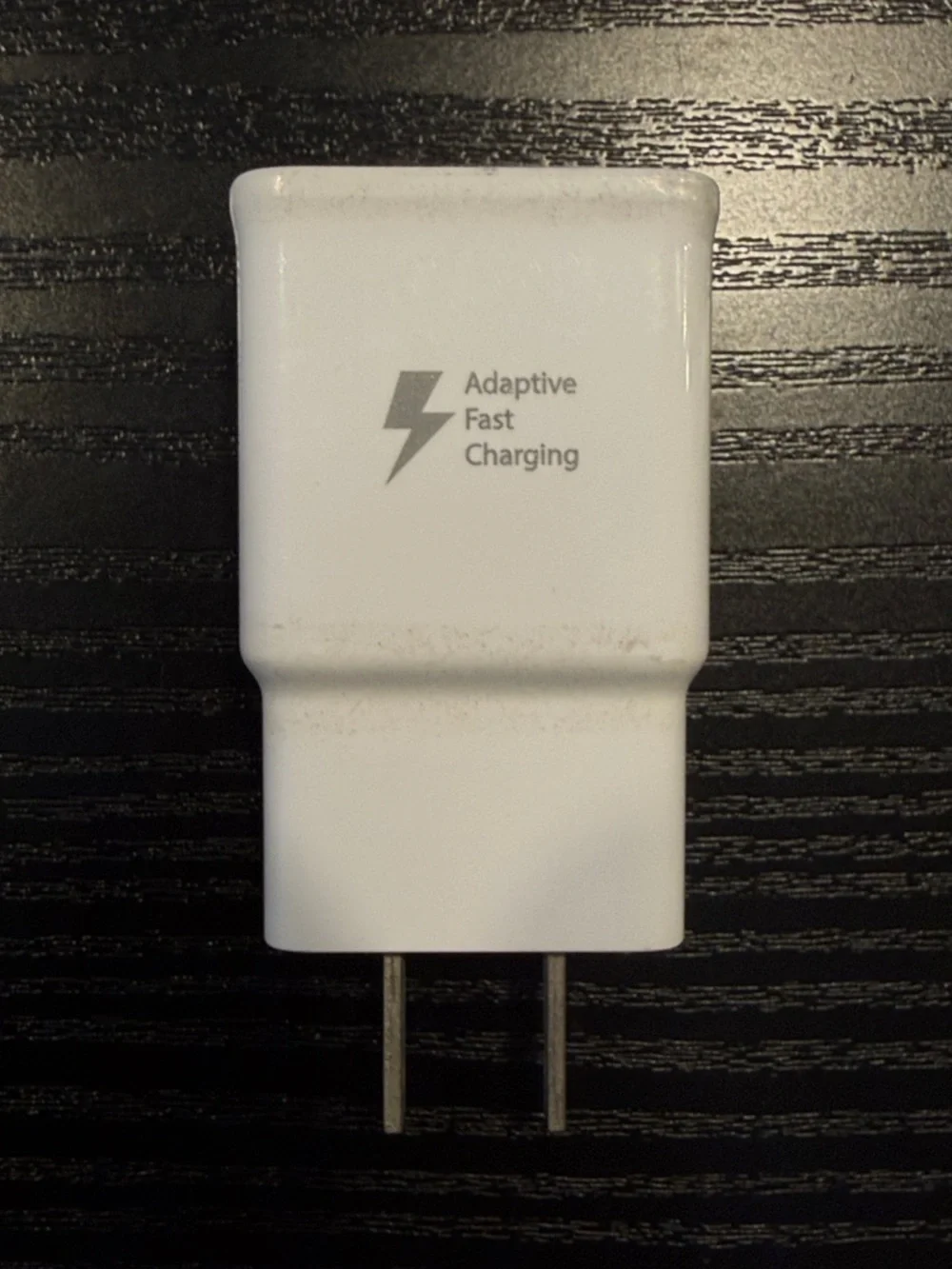 Samsung White USB Adaptive Fast Charging Travel Adapter